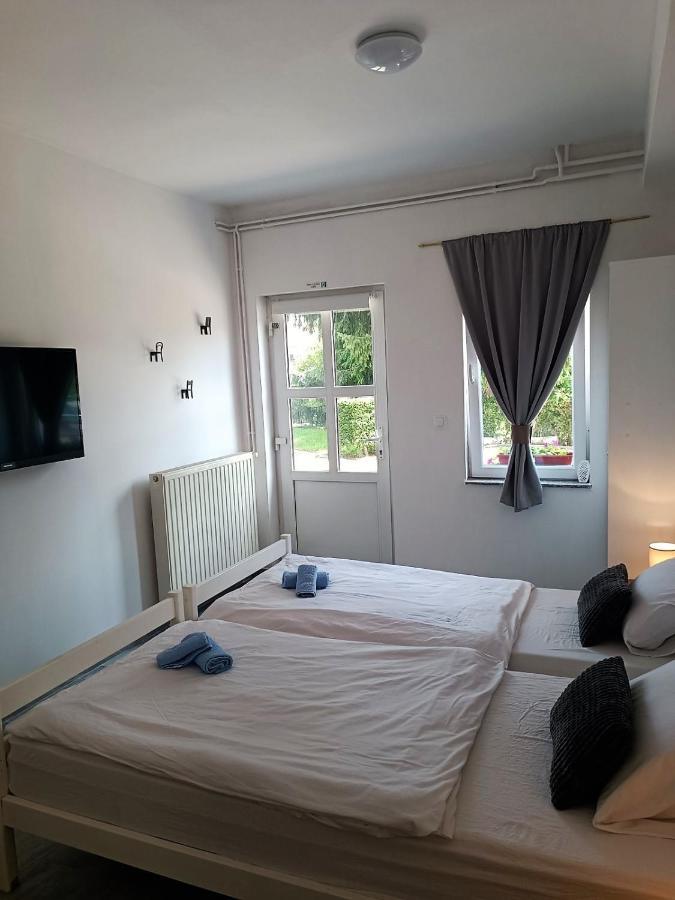 Studio Apartman Brletic Tounj المظهر الخارجي الصورة